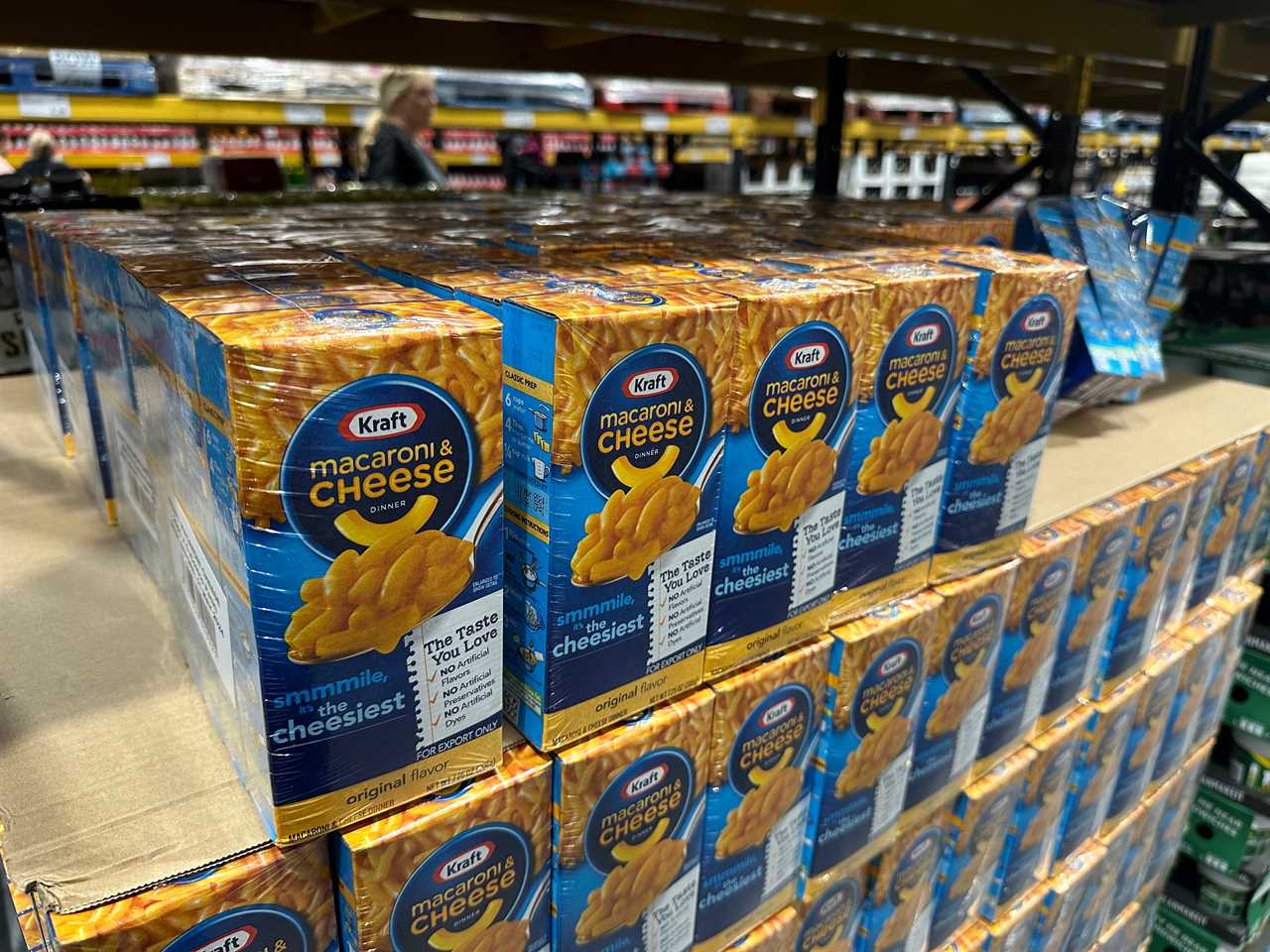 Boxes of Kraft Macaroni & Cheese on sale at Costco in London