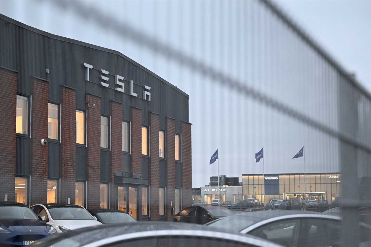 A photograph taken on October 27, 2023 shows a view of the electric car company Tesla's Service Center in Segeltorp, south of Stockholm, where workers strike for the signing of a collective agreement.