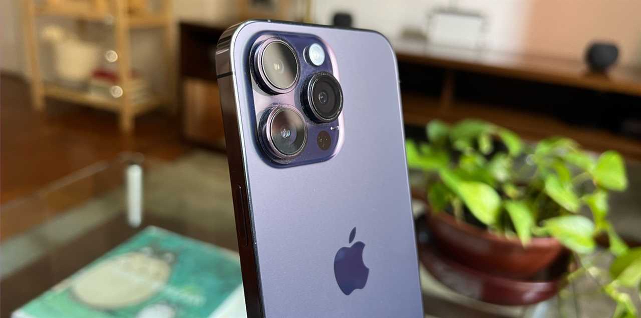 iPhone 14 Pro Max in Deep Purple is the most popular color