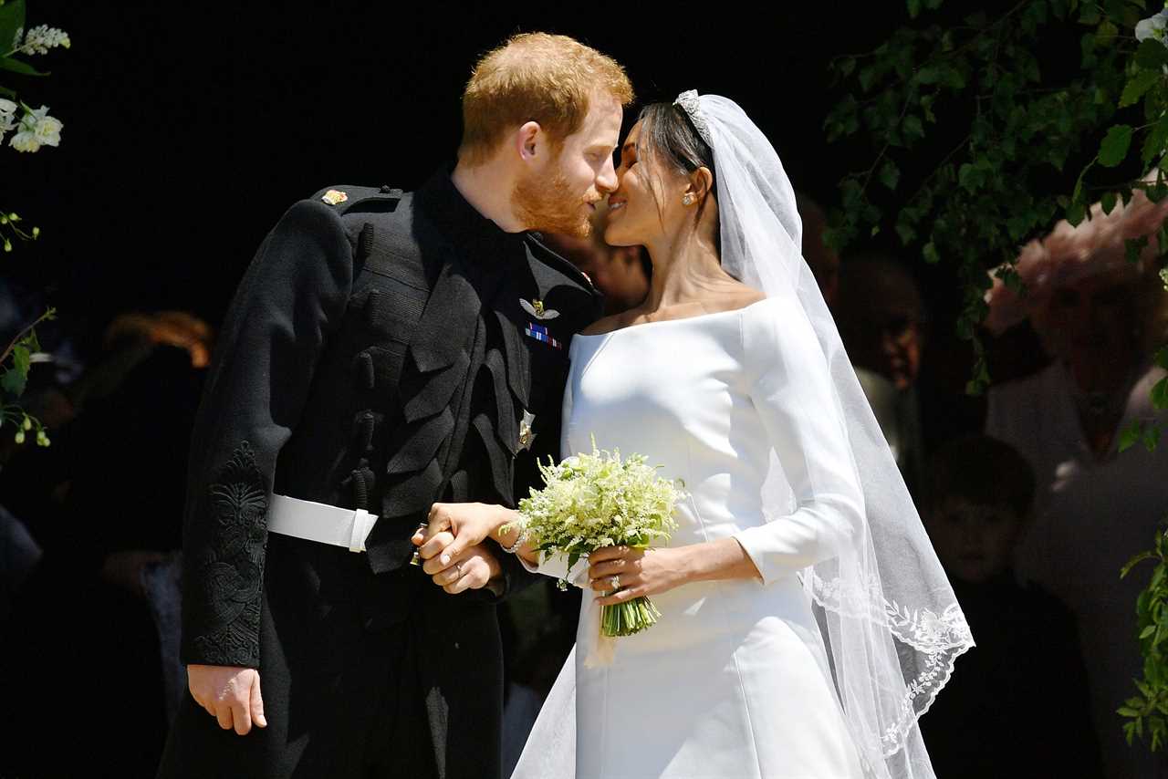 meghan markle wedding flowers princess diana