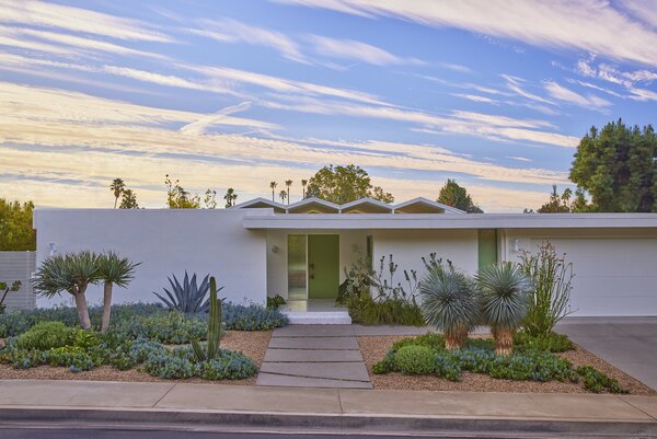 Custom-Mixed Terrazzo Floors Lay the Groundwork for the Glow Up of an L.A. Midcentury