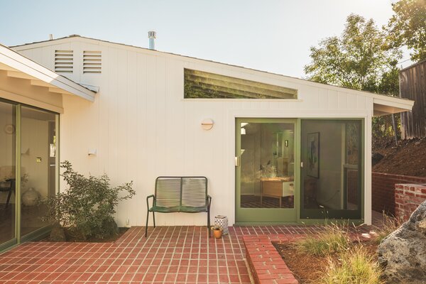 After an Airy Revamp, a Stunning Studio City Midcentury Seeks $2.7M