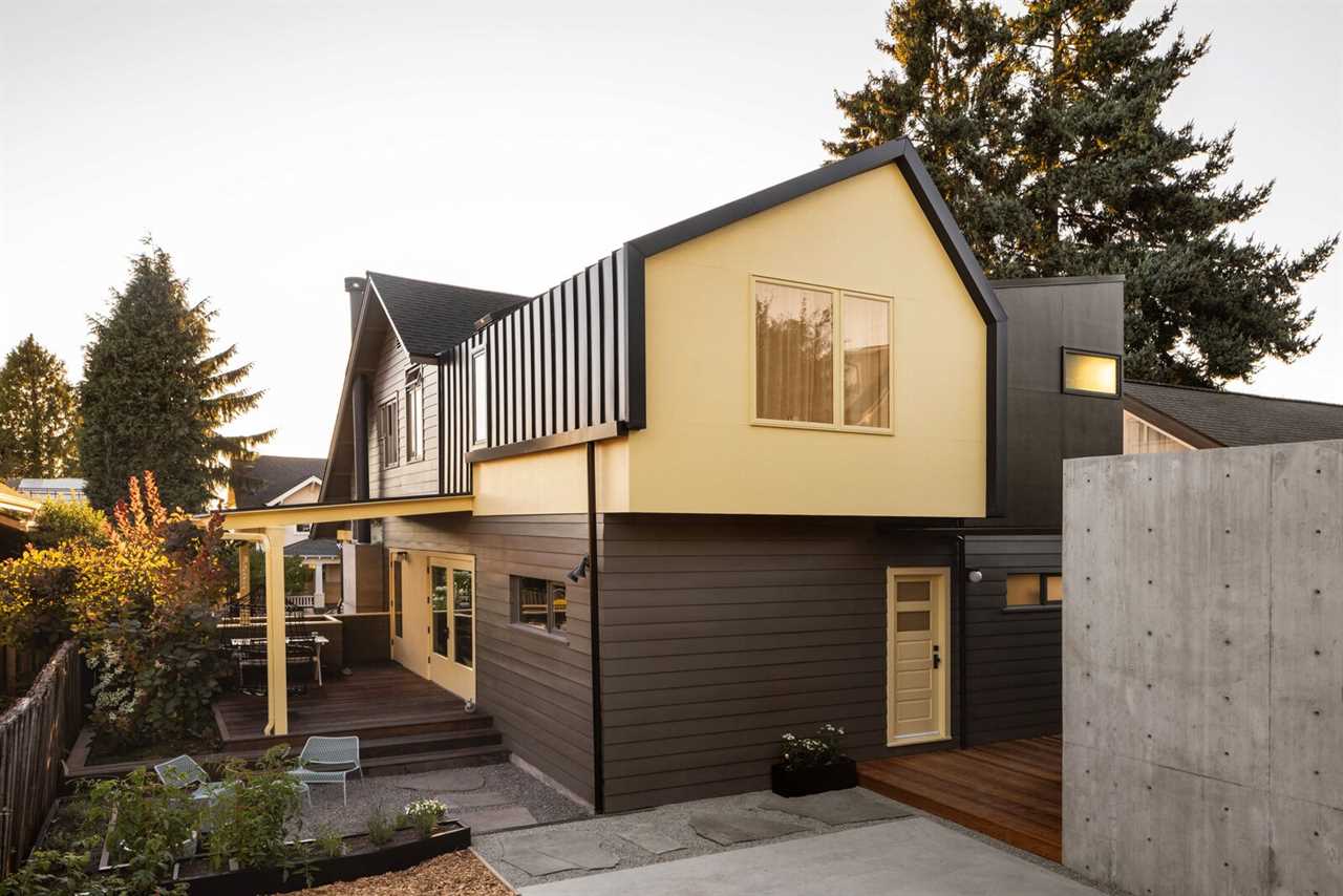 The garage highlights the Lubkes’ structural engineering expertise with a 13-foot concrete wall built by Dolan Construction.