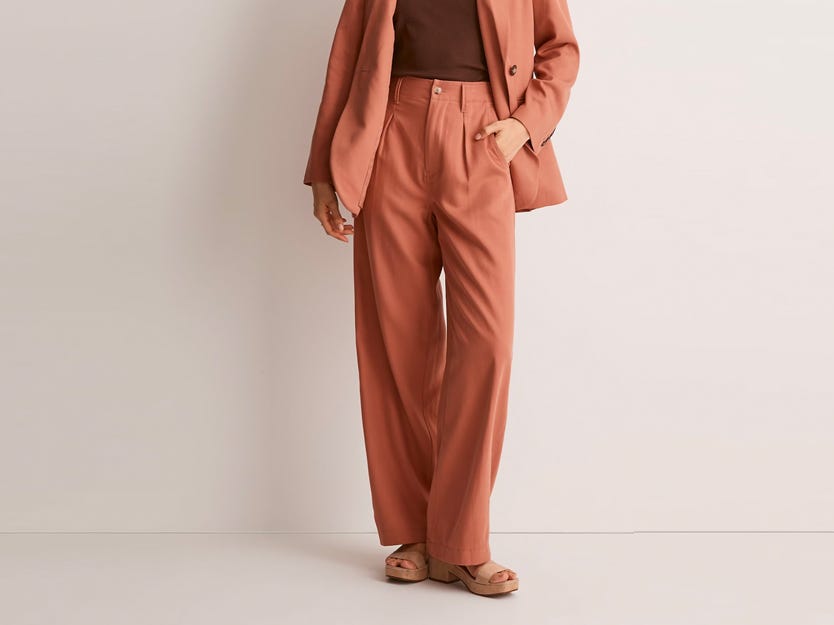 Person wearing Madewell The Tall Neale Straight-Leg Pant in Drapeweave in dried rose.