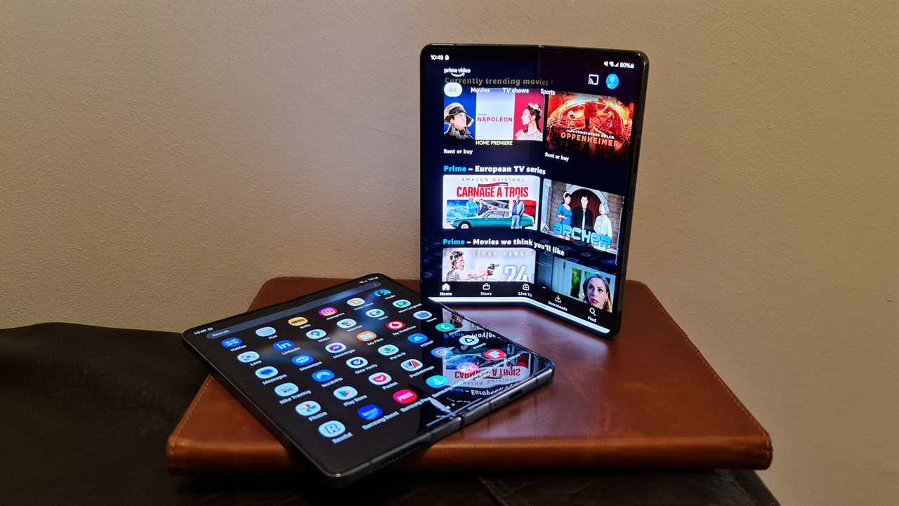 Samsung Galaxy Z Fold 4 and Fold 5 side by side