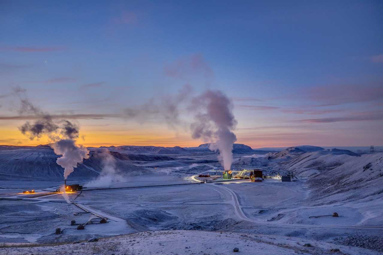 A top shot shows power stations near the borehole in Krafla.