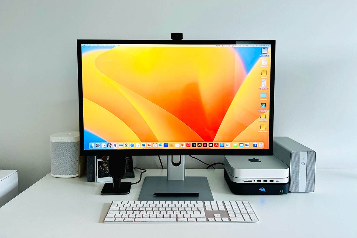 Alogic Clarity Pro Touch Display - Best touchscreen display for Mac