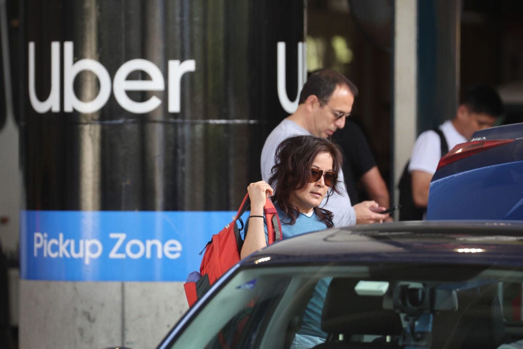 uber car ride pickup zone airport