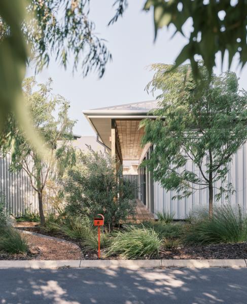 This Suburban Australian Home Isn’t Afraid of a Little (More Like a Lot) of Plywood