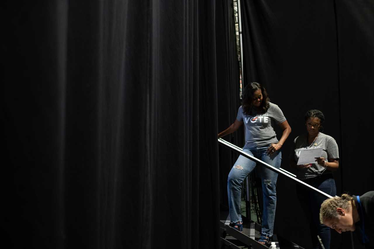 Chynna Clayton assisting Michelle Obama behind-the-scene
