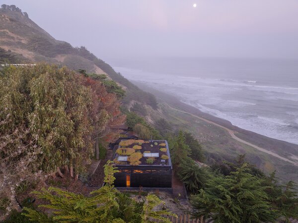 They Designed This Tiny Chilean Cabin From 7,000 Miles Away