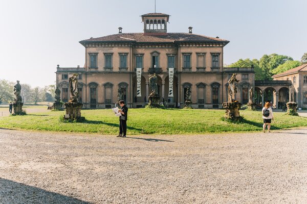 First, we went to the Bagatti Valsecchi villa, which even in the morning sun was giving serious haunted house vibes.