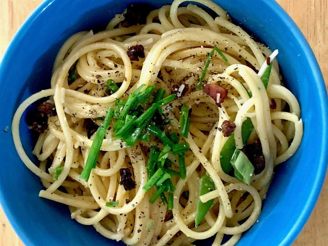 I made Ina Garten's spring spaghetti carbonara and had dinner ready in 30 minutes