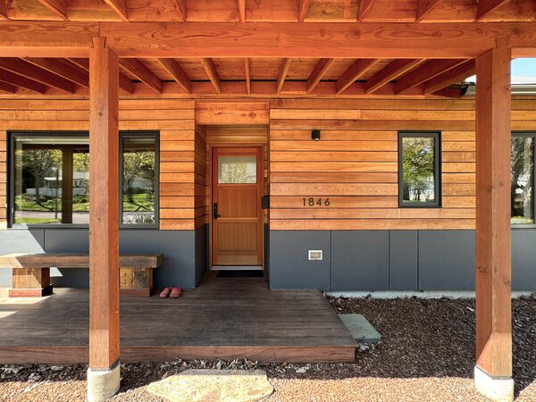 After the death of her husband, Eugene, Oregon, resident Barbara McDonald purchased a 1946 single-level cottage and hired her son, architect Ben McDonald, for a renovation.