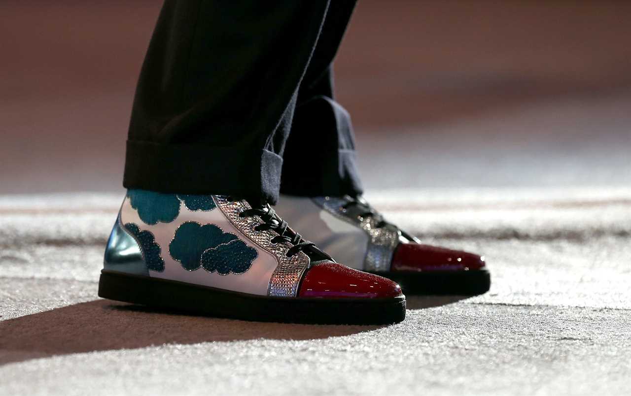 benioff salesforce cloud shoes