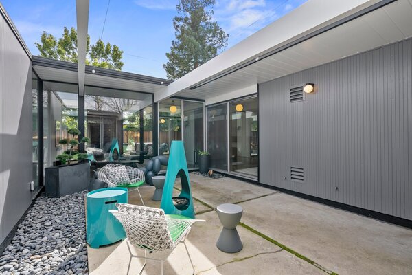 In San Jose, a Refreshed Eichler With an Aqua Front Door Seeks $2.3M