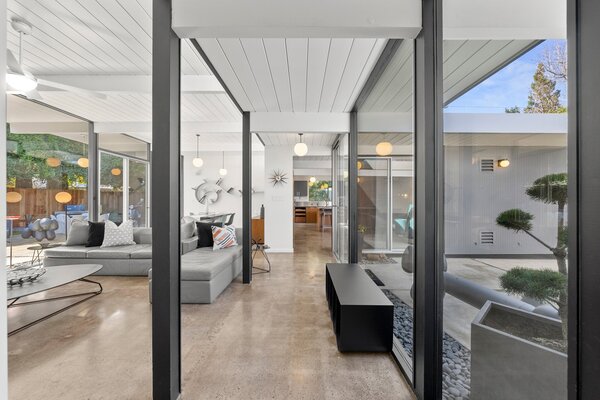 In San Jose, a Refreshed Eichler With an Aqua Front Door Seeks $2.3M