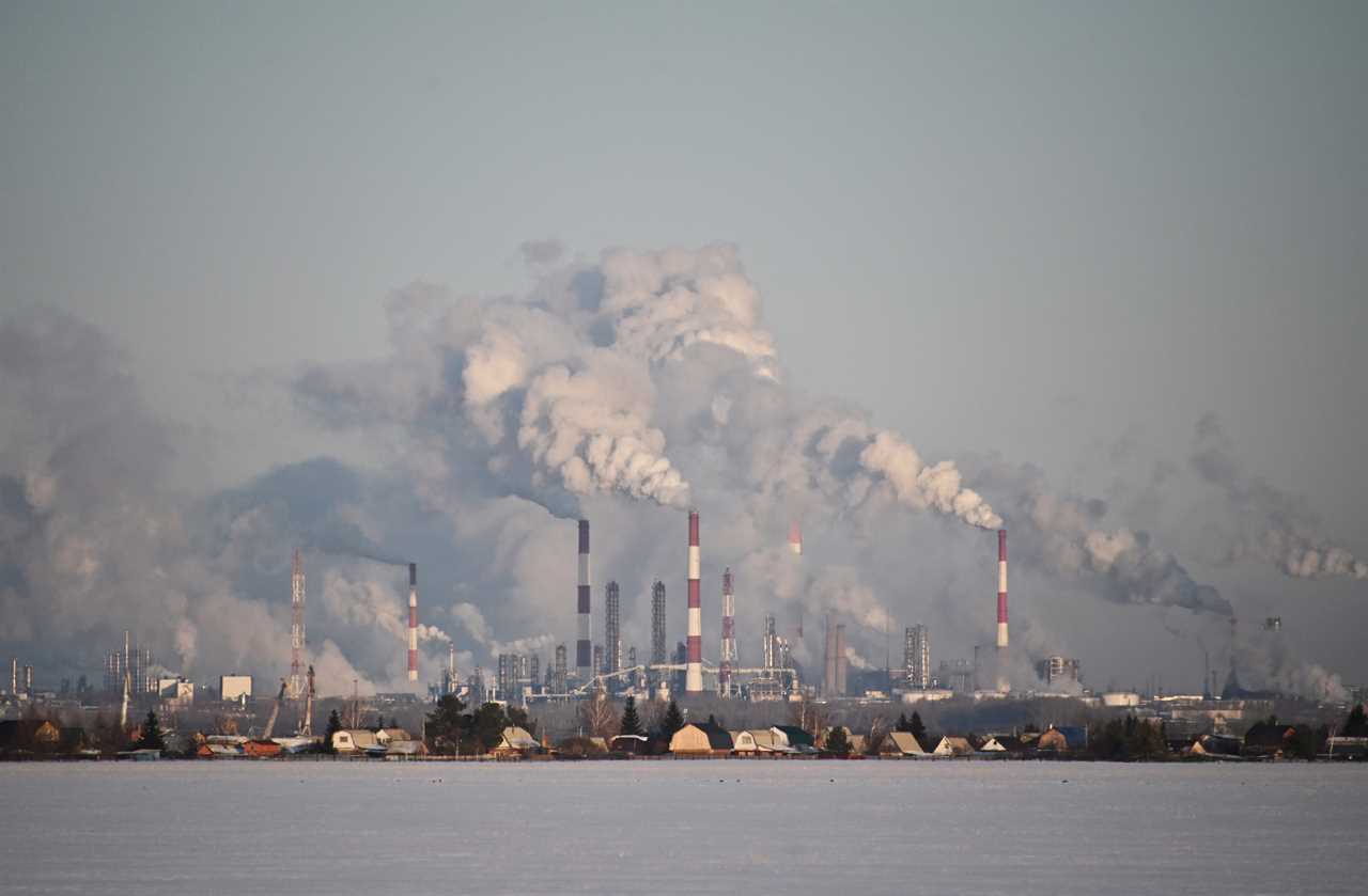 FILE PHOTO: A view shows the Gazprom Neft's oil refinery in Omsk, Russia February 10, 2020. REUTERS/Alexey Malgavko/File Photo