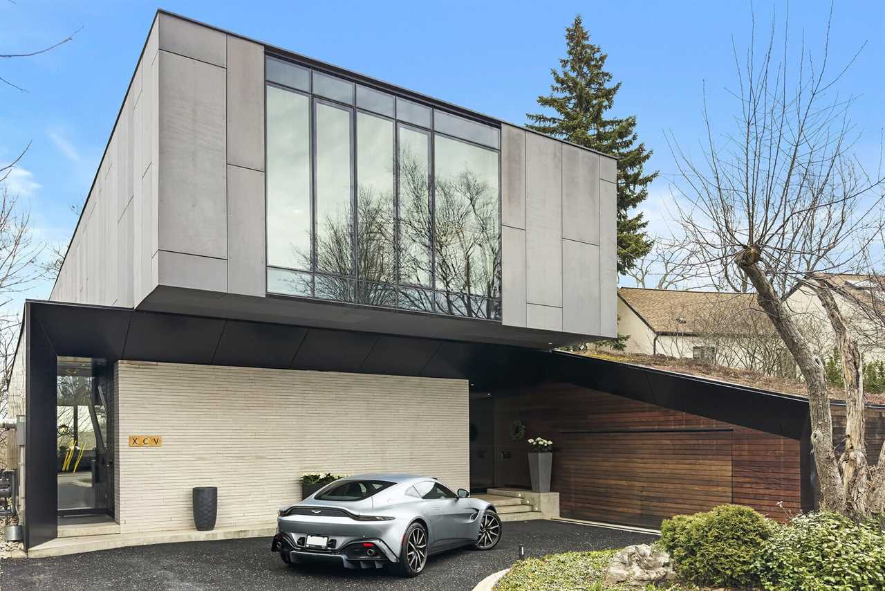 You Can Sleep Among the Trees in This Cantilevered  Toronto Home, Asking $6.5M