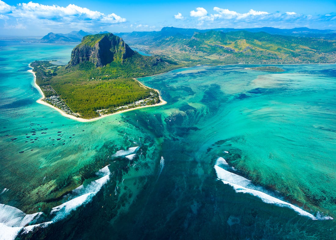 underwater waterfall Mauritius