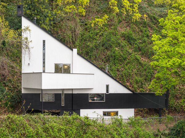 Asking $845K, This Geometric Seattle Home Has All the Right Angles