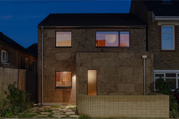 Cork Helps This Renovated Home Blend In Surprising Well With Its London Neighborhood