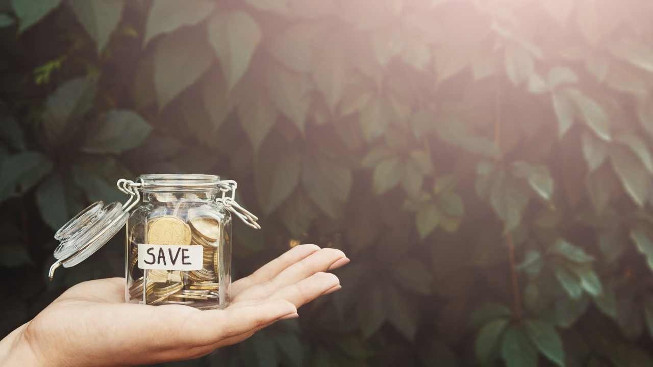Finance teams chase missing receipts weekly for one in three employees, survey reveals