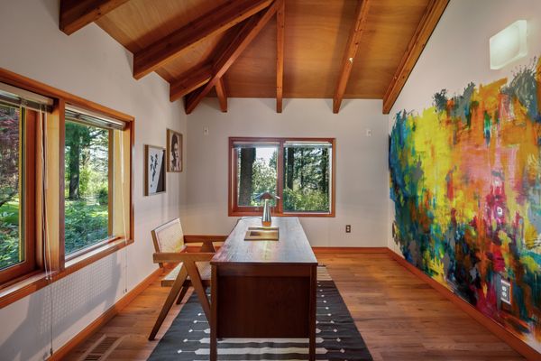 Despite also designing many homes domestically, Grube was invested as an AIA Fellow in 1987 for his lifelong work in Africa.