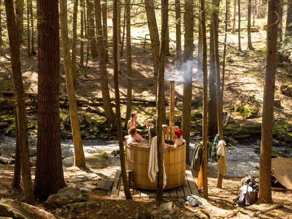 A Japanese-style hot tub at Zach Klein's Beaver Brook.