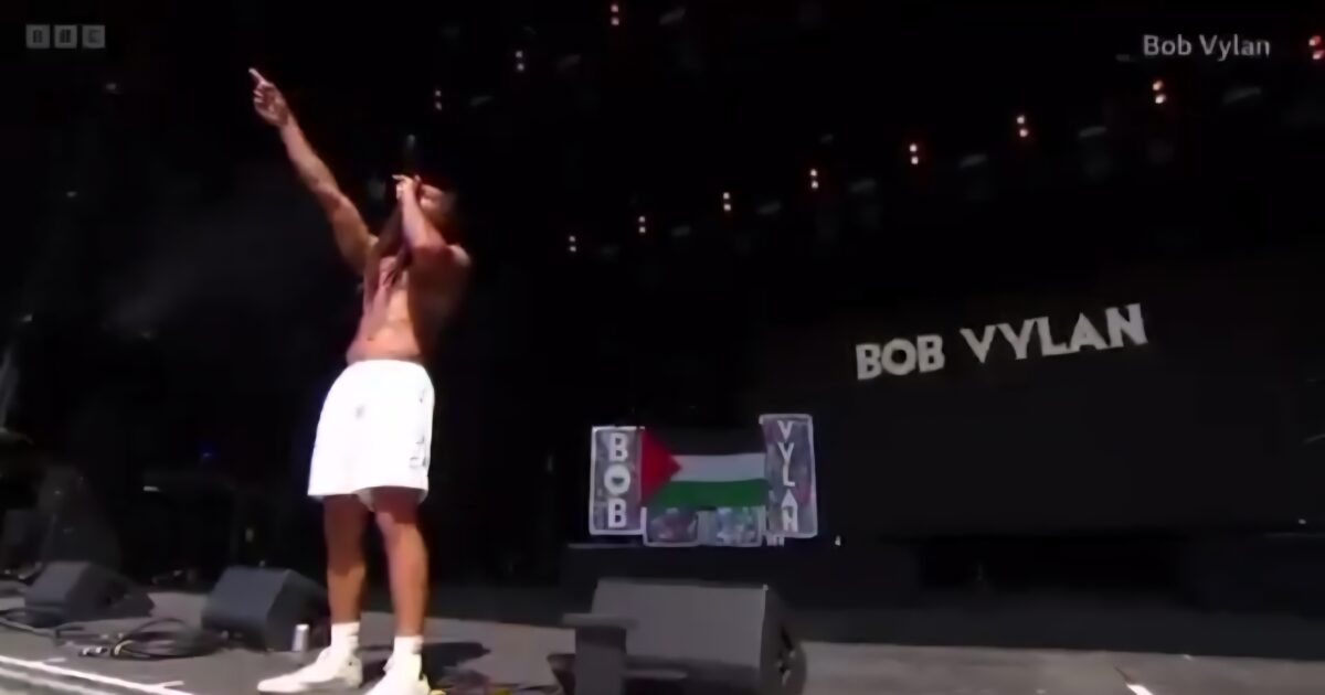 BBC Airs Glastonbury Music Festival Act Leading Crowd in Chants of “Death to the IDF” and “Free Palestine”