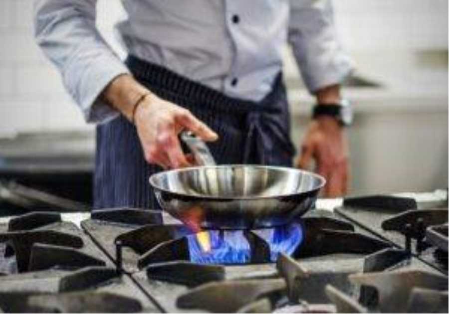 Petition launched as 4 in 5 UK businesses face soaring energy bills without price cap