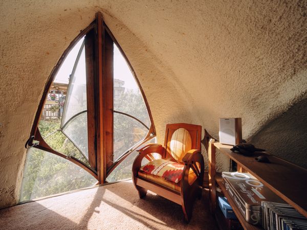 The Earth Form Builder duo went on to build only one other home together.