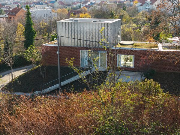 This Duplex in Croatia Takes Inspiration From the Eames House