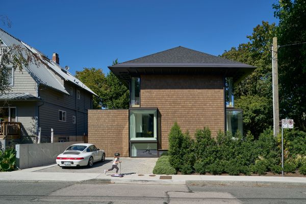 An Exposed Steel Skeleton Revived This 115-Year-Old Vancouver Home