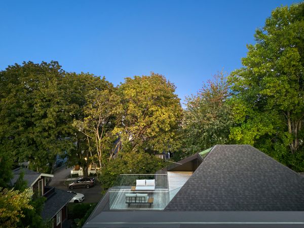 An Exposed Steel Skeleton Revived This 115-Year-Old Vancouver Home