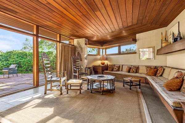 Frank Lloyd Wright’s Granddaughter Designed This $1.2M Colorado Home