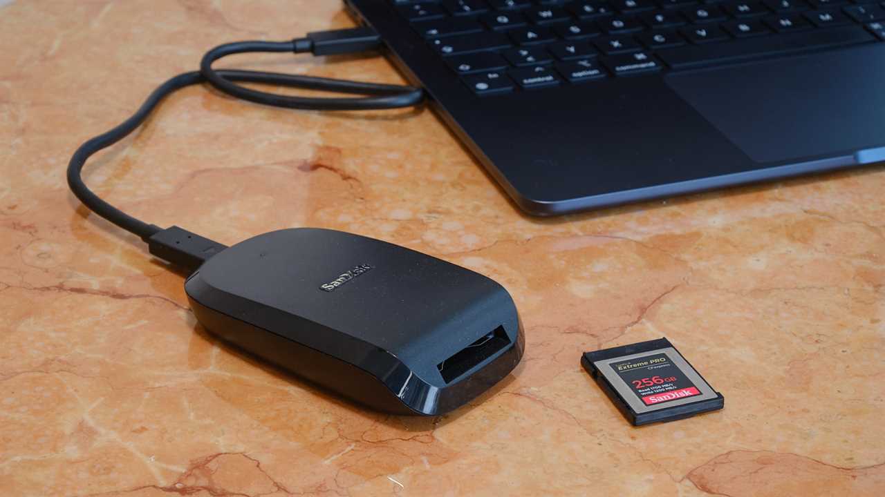 SanDisk Extreme PRO CFexpress Card Reader