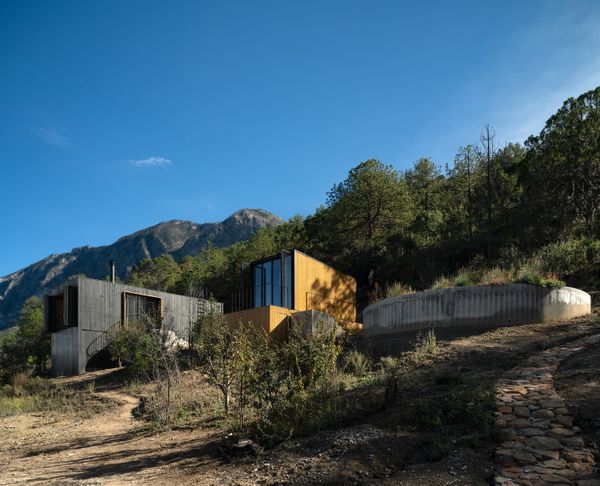Can Architecture Enhance Nature? A Pair of Complementary Tiny Cabins in Mexico Say Yes