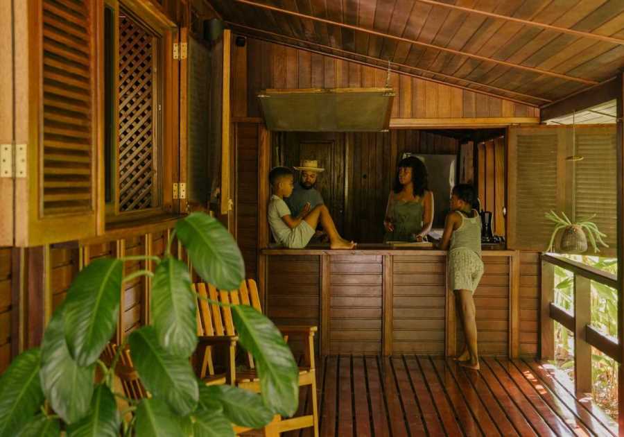 Before & After: In the Caribbean, a Couple Bring an Old Wooden Prefab Back to Shipshape Condition