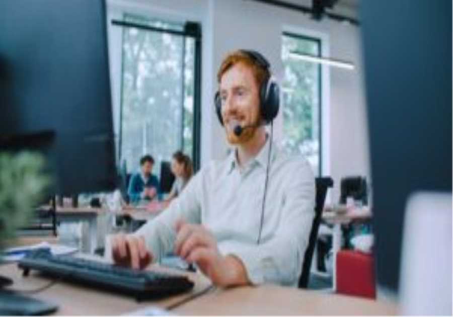 Google and UK Government announce landmark deal to ditch legacy tech and train 100,000 civil servants in AI