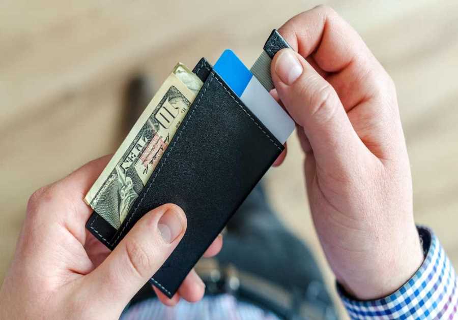 Don’t overpay for international data plans from Verizon—this digital eSIM is only $35