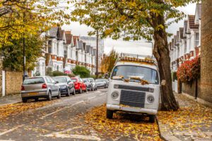 Ageing car fleet risks slowing UK’s electric vehicle transition, warns RAC Foundation