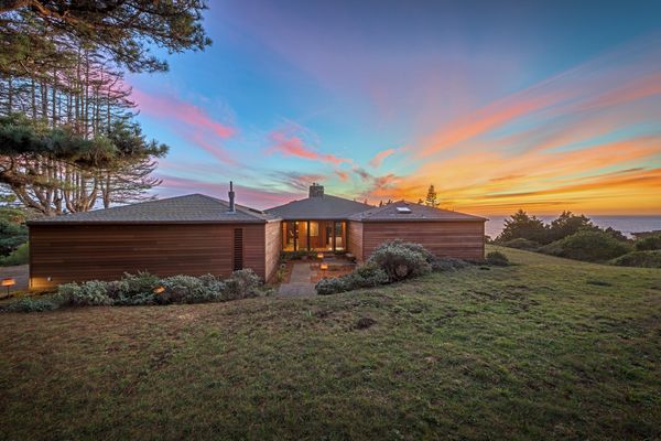A Rare, Early Sea Ranch Home by Carson Bowler Hits the Market for $2.5M