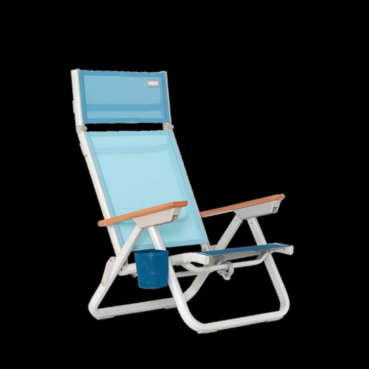 My Friends and I Sat in 11 Beach Chairs to Find the Next Tommy Bahama