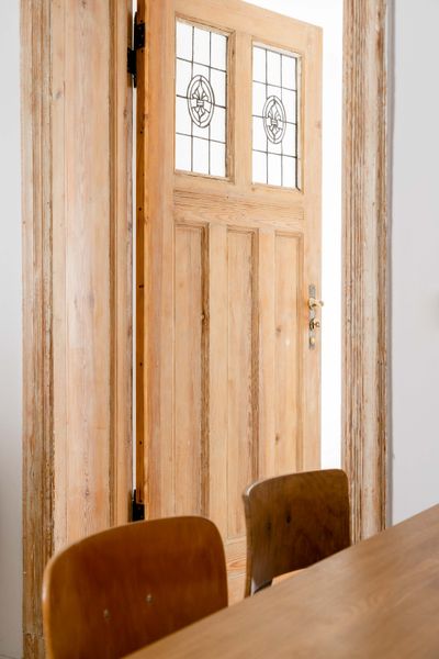 Crisp Cabinetry and Lots of Lighting Revitalize a Stripped Berlin Altbau Flat
