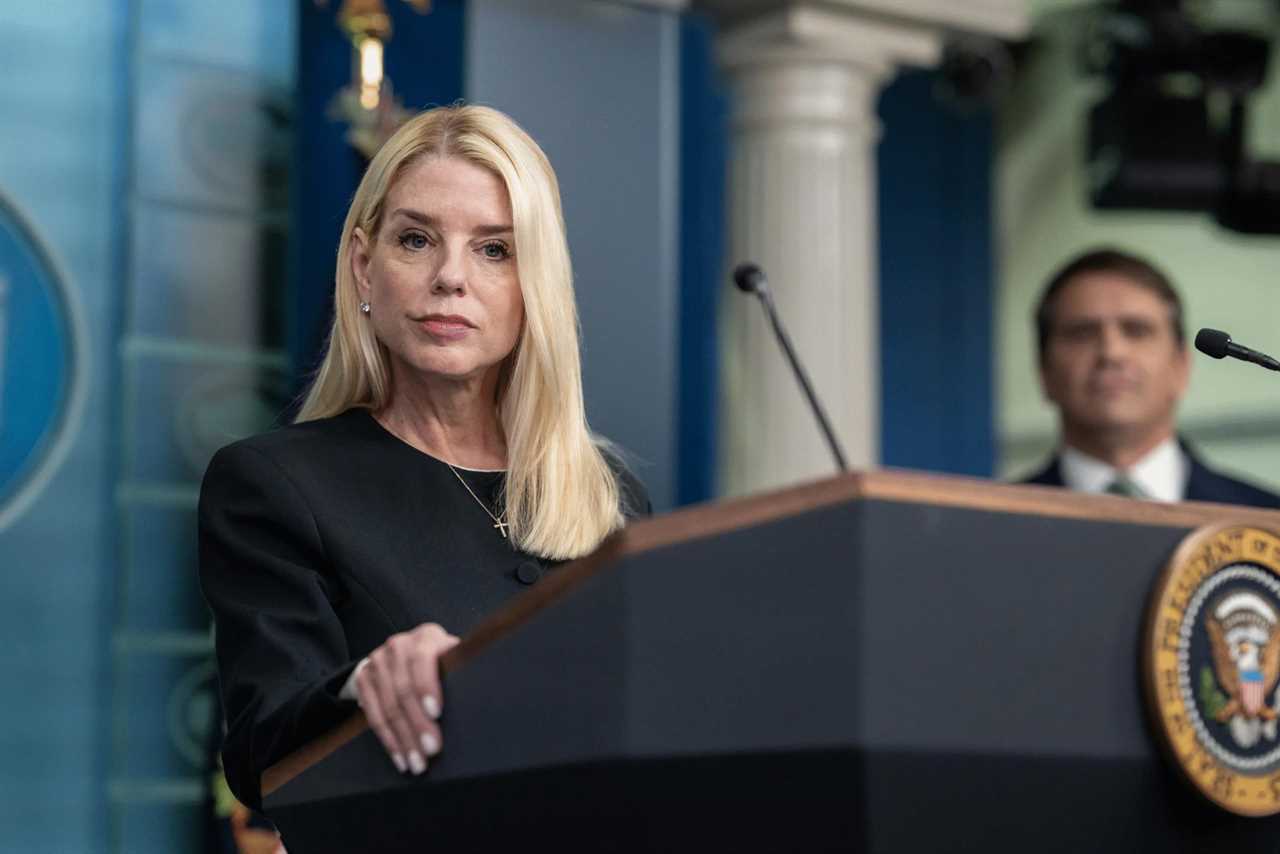AG Pam Bondi Sides With Biden Regime, Seeks Dismissal of Proud Boys’ J6 Lawsuit — Insists Claims of Political Persecution ‘Lack Merit’ Despite Reams of Evidence Reported at The Gateway Pundit