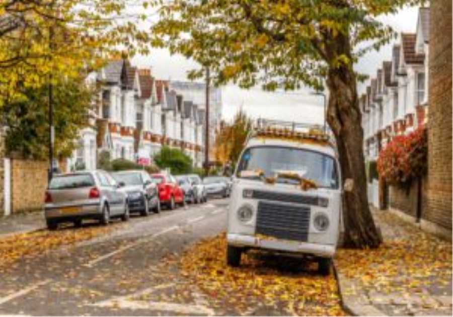 Ageing car fleet risks slowing UK’s electric vehicle transition, warns RAC Foundation