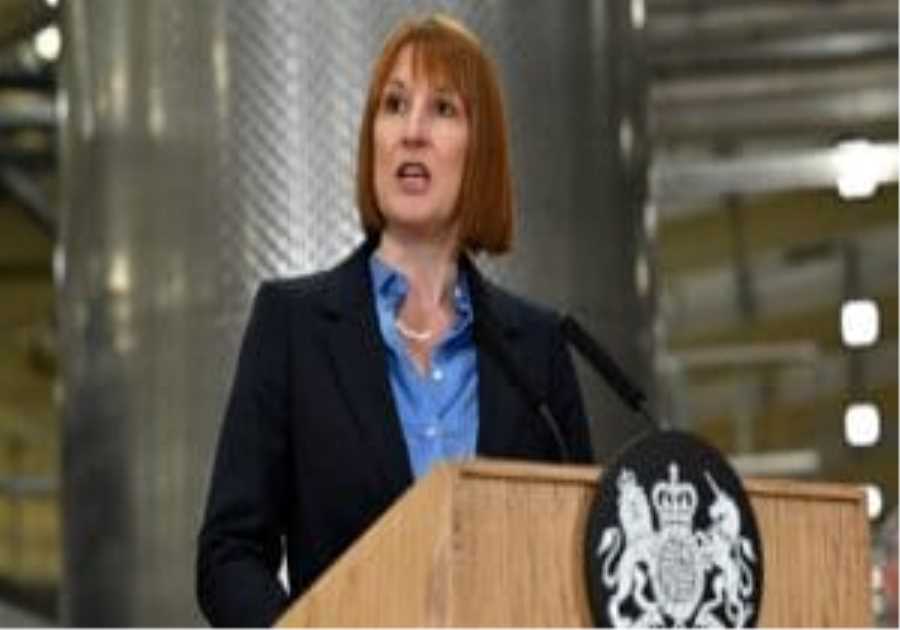 Rachel Reeves warned she must raise £50bn in taxes or cuts to avoid fiscal crisis