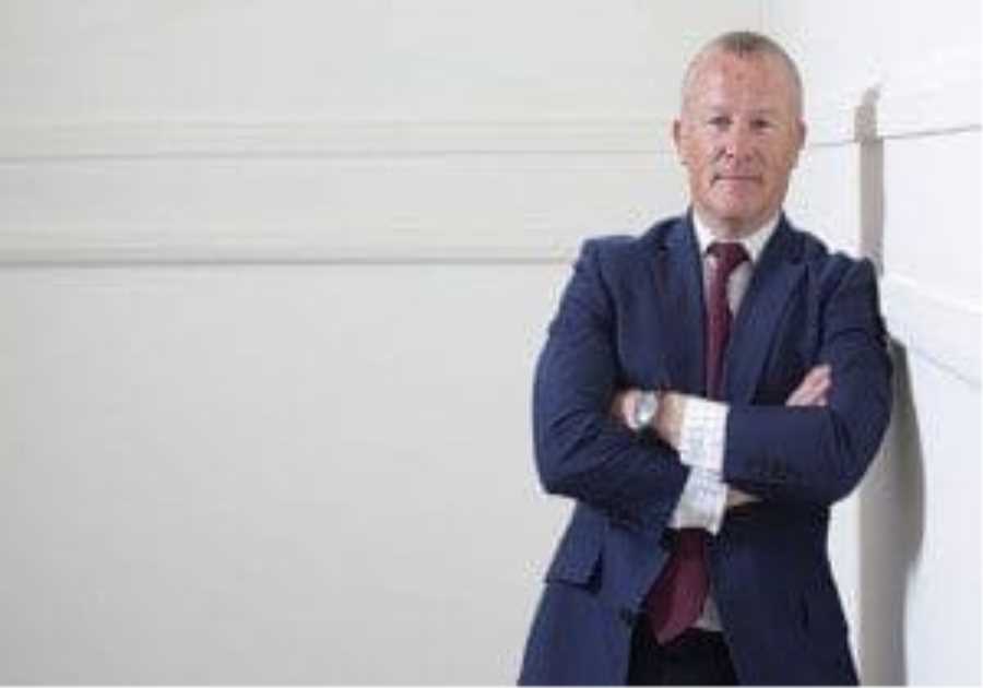 Calls mount for Neil Woodford to be stripped of CBE as FCA hands down multi-million pound fine