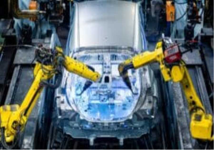 EVs and batteries move centre stage in the UK’s modern industrial strategy